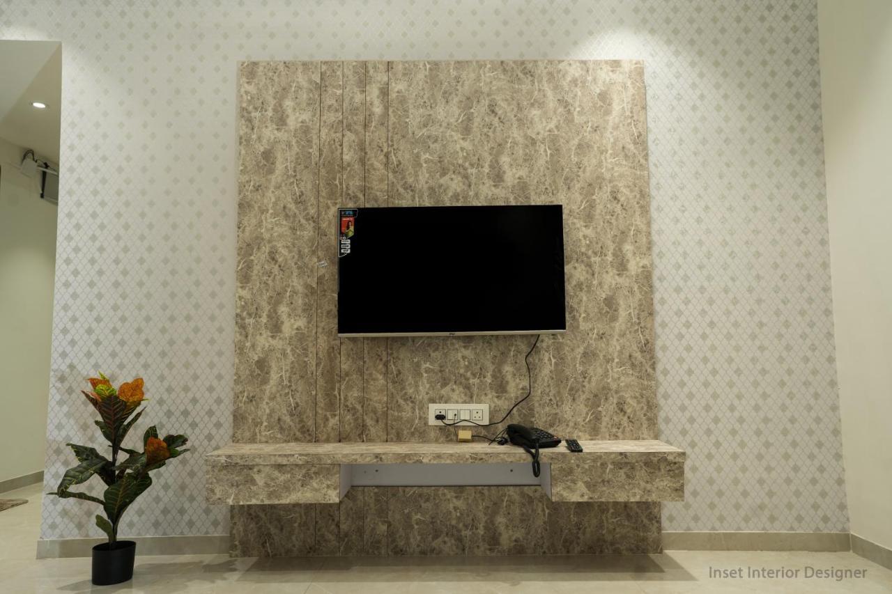 נאסיק Hotel Mountain View מראה חיצוני תמונה