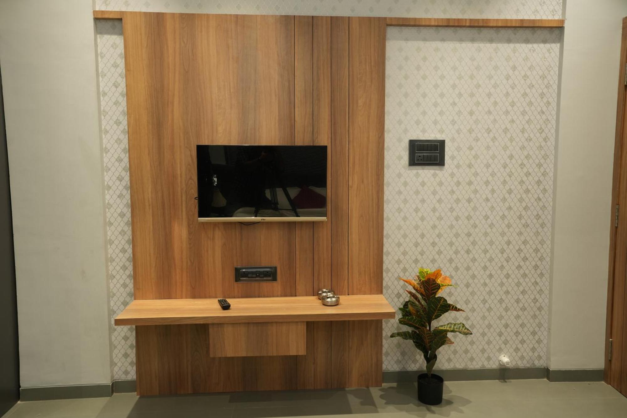 נאסיק Hotel Mountain View מראה חיצוני תמונה